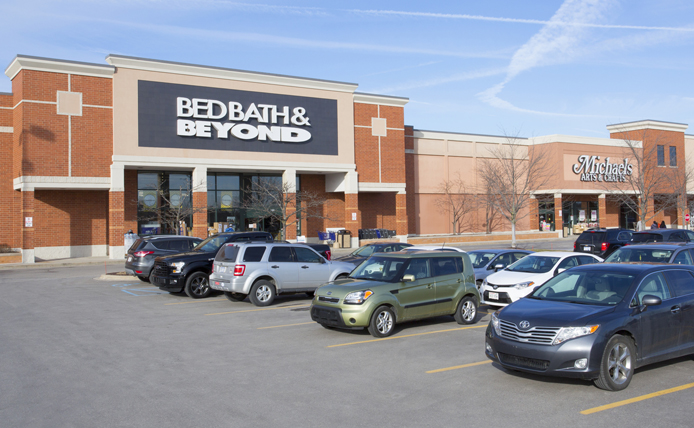 Bed, Bath & Beyond  storefront in Brixmor retail shopping center