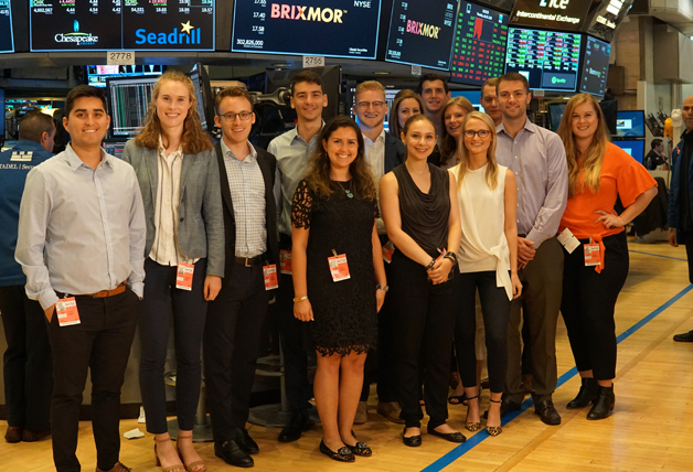 Group of brixmor employees at New York Stock Exchange