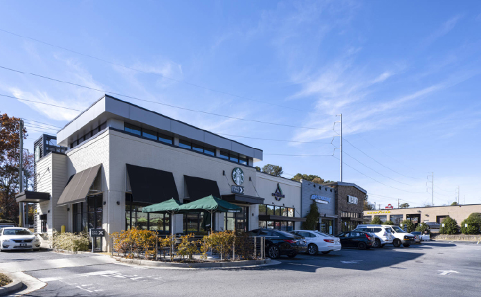 Starbucks with outdoor seating