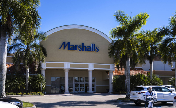 Marshalls surrounded by palm trees at Granada Shoppes