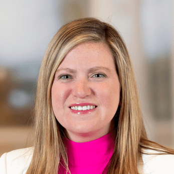 Photo of Laura McLaughlin