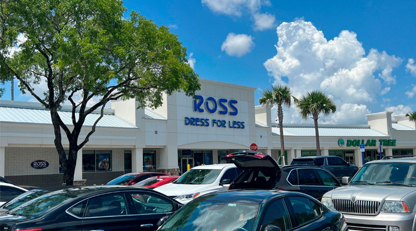 Shops at Palm Lakes - Completed Redevelopment | Brixmor Shops at Palm Lakes - Completed Redevelopment | Brixmor